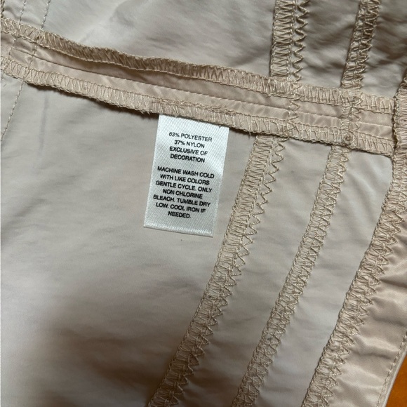 White House Black Market taupe ruffle jacket. - Picture 6 of 6